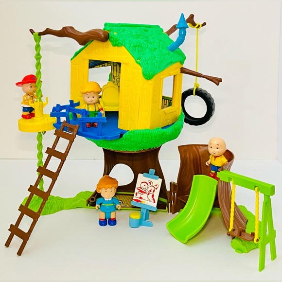 Caillou Other - RARE Caillou Treehouse Playset